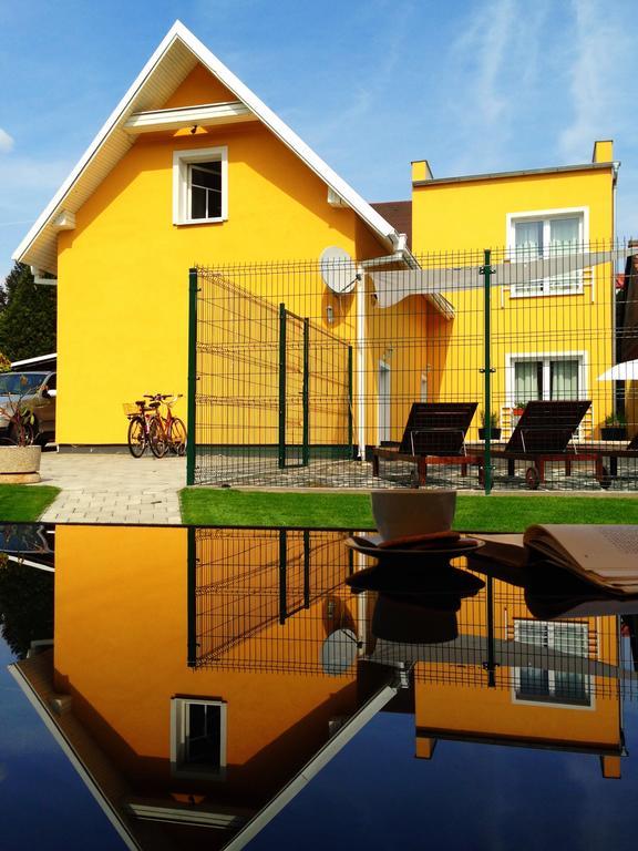Villa Sipeky Senec Extérieur photo