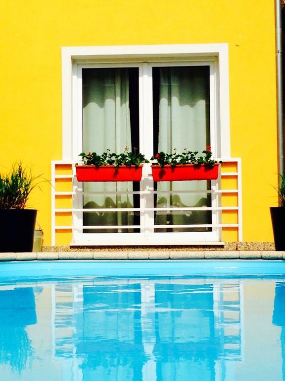 Villa Sipeky Senec Extérieur photo