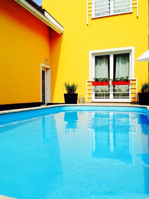 Villa Sipeky Senec Extérieur photo