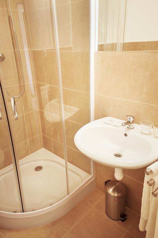 Villa Sipeky Senec Chambre photo